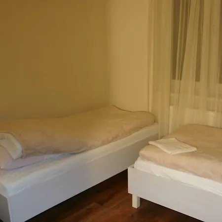 Homestay Noclegi Piastow