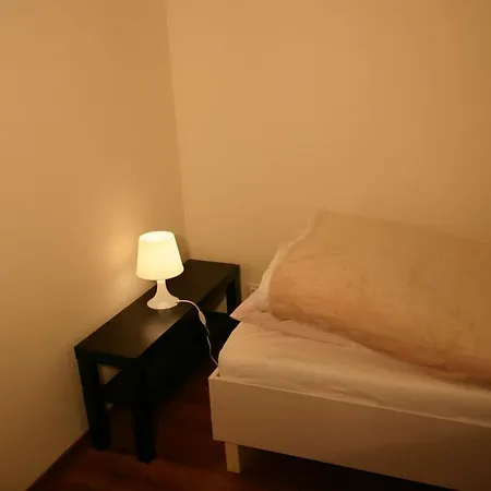 Noclegi Piastow Homestay