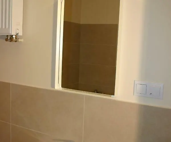 Noclegi Piastow * Piastow